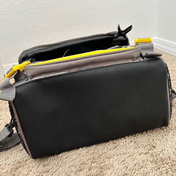 Plano B-Series 3600 Tackle Bag  Mossy Oak Manta - Picture 9 of 9